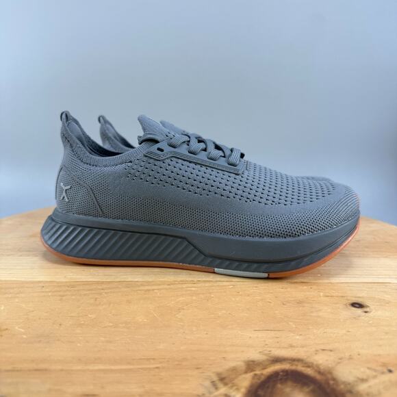 Flux Adapt Runner Women's Size 6.5 Grey Gum Running Barefoot Knit Shoes NEW - Picture 1 of 9